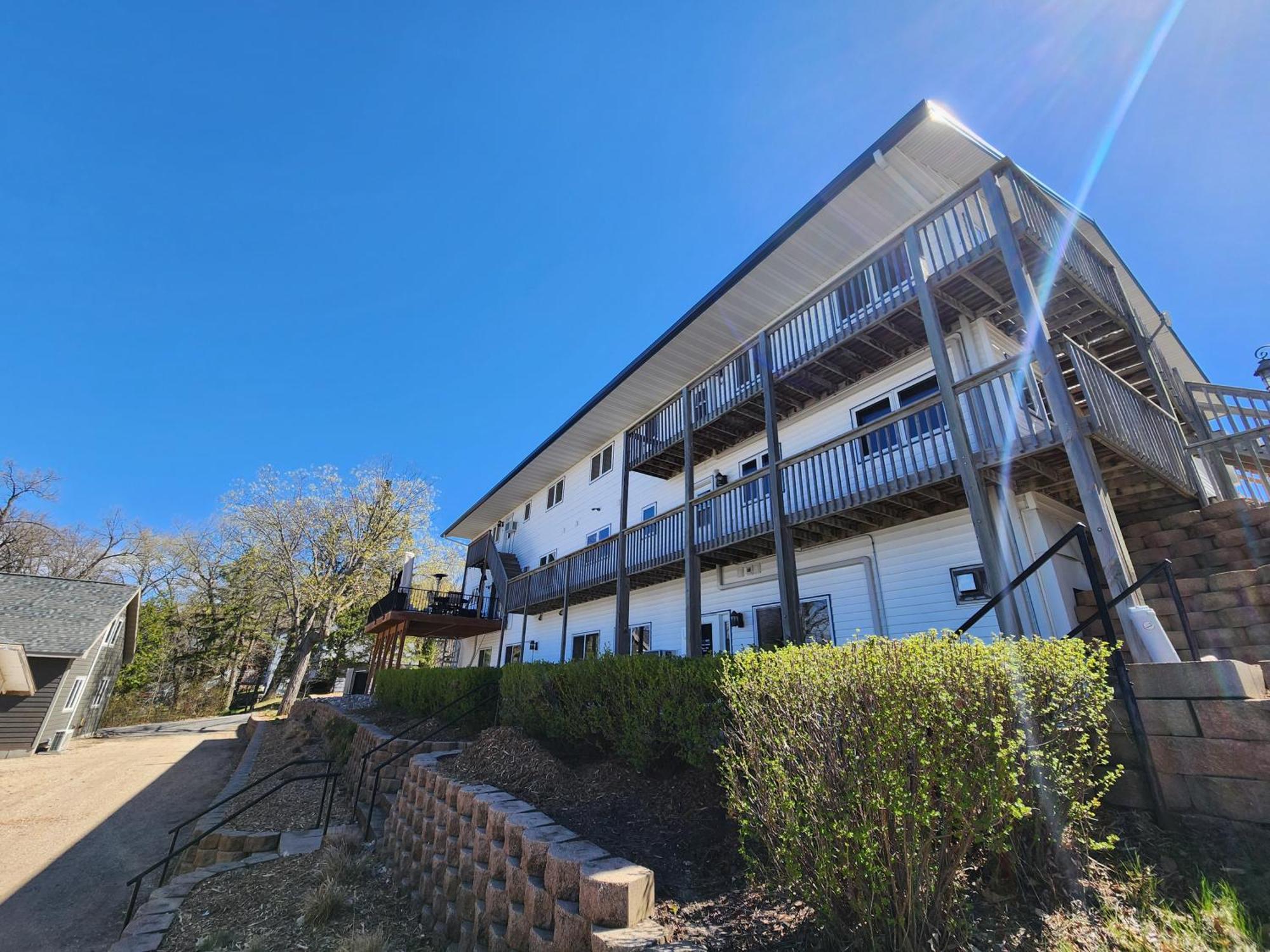 Viking Bay Resort And Lodge Miltona Exterior photo
